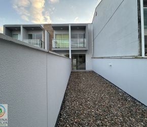 Casa no Bairro Itoupavazinha em Blumenau com 2 Dormitórios e 71.57 m² - 1943