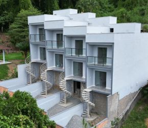 Casa no Bairro Passo Manso em Blumenau com 2 Dormitórios (2 suítes) e 87.93 m² - 70211752