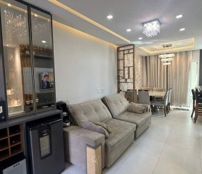 Casa no Bairro Passo Manso em Blumenau com 3 Dormitórios (1 suíte) - 2036