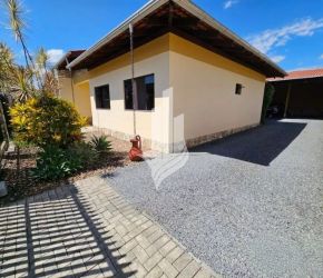 Casa no Bairro Passo Manso em Blumenau com 3 Dormitórios (1 suíte) e 240 m² - 5037