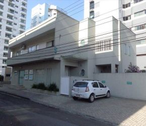 Casa no Bairro Ponta Aguda em Blumenau com 3 Dormitórios (1 suíte) e 380 m² - CA0035