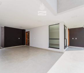 Casa no Bairro Ponta Aguda em Blumenau com 3 Dormitórios (3 suítes) e 204 m² - 8266