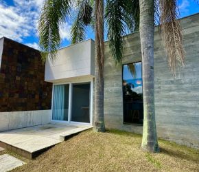 Casa no Bairro Salto em Blumenau com 3 Dormitórios (1 suíte) - 5860001