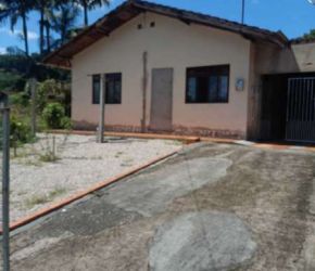 Casa no Bairro Valparaiso em Blumenau com 2 Dormitórios (1 suíte) e 100 m² - V01261