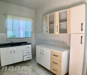 Casa no Bairro Valparaiso em Blumenau com 2 Dormitórios (1 suíte) e 45 m² - 955