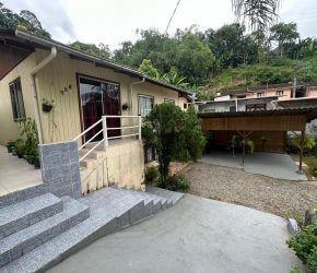 Casa no Bairro Valparaiso em Blumenau com 3 Dormitórios - 3301123