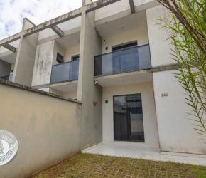 Casa no Bairro Velha em Blumenau com 2 Dormitórios (2 suítes) - 2257