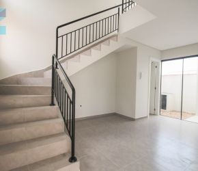 Casa no Bairro Velha Central em Blumenau com 2 Dormitórios e 70 m² - 6290271