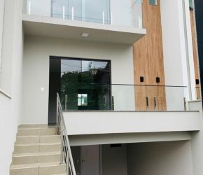 Casa no Bairro Vila Nova em Blumenau com 3 Dormitórios (1 suíte) e 180 m² - 3342177