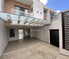 Casa no Bairro Vila Nova em Blumenau com 3 Dormitórios (1 suíte) e 135 m² - 3824444
