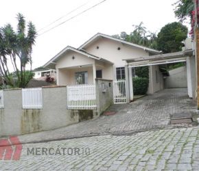 Casa no Bairro Vila Nova em Blumenau com 3 Dormitórios e 159.9 m² - 635