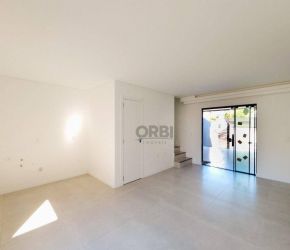 Casa no Bairro Vorstadt em Blumenau com 3 Dormitórios (1 suíte) e 112 m² - SO0143