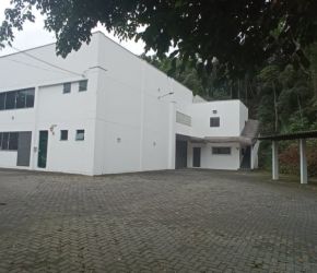 Galpão no Bairro Ponta Aguda em Blumenau com 525 m² - 1336165