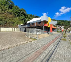 Galpão no Bairro Ponta Aguda em Blumenau com 738 m² - 5064828