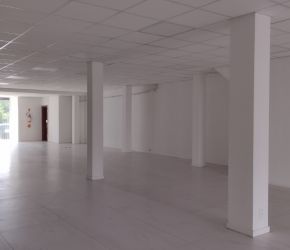 Loja no Bairro Centro em Blumenau com 250 m² - 5129318
