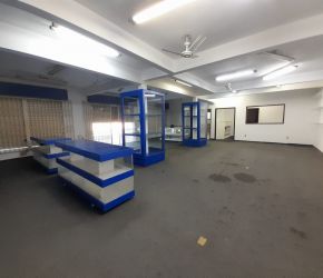 Loja no Bairro Ponta Aguda em Blumenau com 175 m² - 35711031