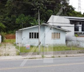 Terreno no Bairro Valparaiso em Blumenau com 1478.75 m² - 7365
