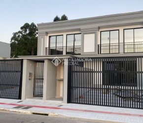 Casa no Bairro São Francisco de Assis em Camboriú com 3 Dormitórios (3 suítes) - 469335