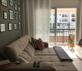 Apartamento no Bairro Abraão em Florianópolis com 3 Dormitórios - 441452