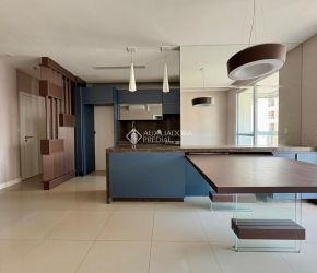 Apartamento no Bairro Abraão em Florianópolis com 3 Dormitórios (1 suíte) - 656445