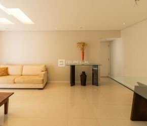 Apartamento no Bairro Agronômica em Florianópolis com 4 Dormitórios (1 suíte) e 165 m² - 20181