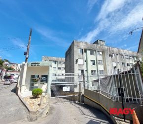 Apartamento no Bairro Agronômica em Florianópolis com 1 Dormitórios e 49.89 m² - 122801