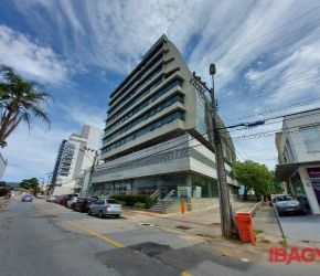 Apartamento no Bairro Agronômica em Florianópolis com 1 Dormitórios e 32.64 m² - 123373