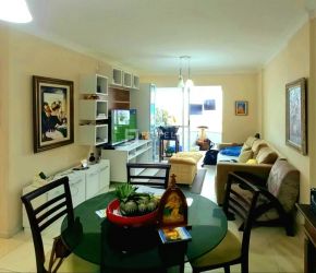 Apartamento no Bairro Balneário em Florianópolis com 3 Dormitórios (1 suíte) e 217 m² - 20909