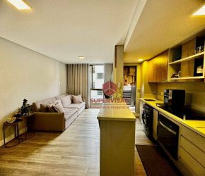 Apartamento no Bairro Balneário em Florianópolis com 2 Dormitórios (1 suíte) e 65 m² - AP2828