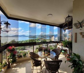 Apartamento no Bairro Beira Mar em Florianópolis com 4 Dormitórios (3 suítes) e 303 m² - AP1095