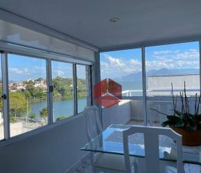 Apartamento no Bairro Bom Abrigo em Florianópolis com 3 Dormitórios (1 suíte) e 77 m² - AD0045