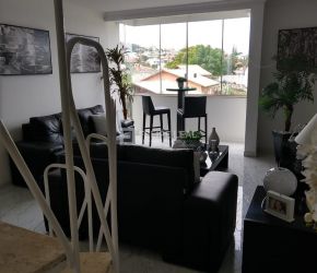 Apartamento no Bairro Bom Abrigo em Florianópolis com 5 Dormitórios (2 suítes) e 135 m² - 21200