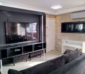 Apartamento no Bairro Canasvieiras em Florianópolis com 2 Dormitórios (1 suíte) e 98 m² - CO0085