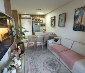Apartamento no Bairro Canasvieiras em Florianópolis com 2 Dormitórios (1 suíte) e 67.47 m² - 434472