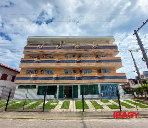 Apartamento no Bairro Canasvieiras em Florianópolis com 1 Dormitórios e 30 m² - 123431