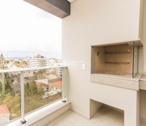 Apartamento no Bairro Canto em Florianópolis com 2 Dormitórios (2 suítes) - 387303