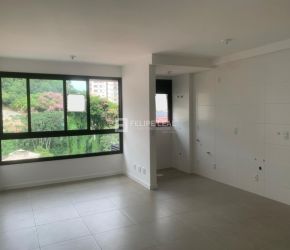 Apartamento no Bairro Carvoeira em Florianópolis com 2 Dormitórios (1 suíte) e 62 m² - 21376