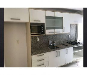 Apartamento no Bairro Centro em Florianópolis com 3 Dormitórios e 73 m² - AP0470