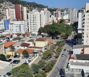Apartamento no Bairro Centro em Florianópolis com 2 Dormitórios e 90 m² - APA706
