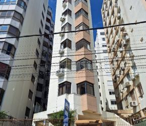 Apartamento no Bairro Centro em Florianópolis com 3 Dormitórios (1 suíte) e 116.19 m² - 120767