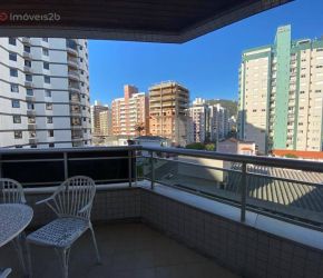 Apartamento no Bairro Centro em Florianópolis com 4 Dormitórios (1 suíte) e 156 m² - AP1246