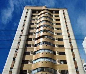 Apartamento no Bairro Centro em Florianópolis com 3 Dormitórios (1 suíte) - 444489