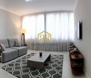 Apartamento no Bairro Centro em Florianópolis com 2 Dormitórios (1 suíte) - A2412