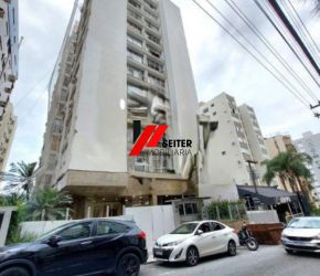 Apartamento no Bairro Centro em Florianópolis com 2 Dormitórios e 188 m² - AP02762L