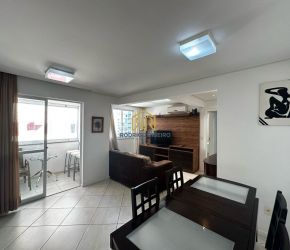 Apartamento no Bairro Centro em Florianópolis com 3 Dormitórios (1 suíte) - A3388