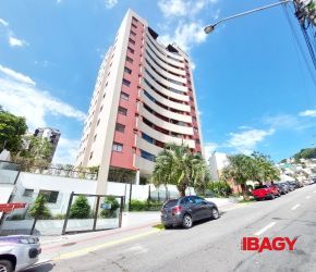 Apartamento no Bairro Centro em Florianópolis com 2 Dormitórios (1 suíte) e 93.3 m² - 123822
