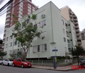 Apartamento no Bairro Centro em Florianópolis com 2 Dormitórios e 67.1 m² - 82794