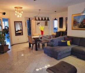 Apartamento no Bairro Centro em Florianópolis com 3 Dormitórios (2 suítes) e 151 m² - AP0965
