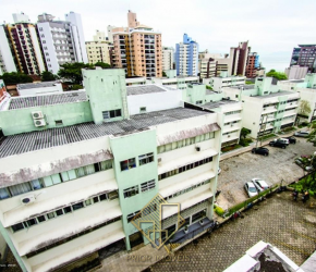 Apartamento no Bairro Centro em Florianópolis com 3 Dormitórios e 69.05 m² - 1383