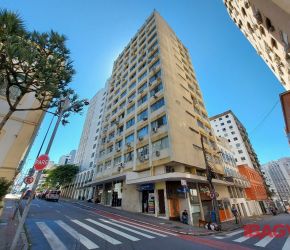Apartamento no Bairro Centro em Florianópolis com 1 Dormitórios e 44.92 m² - 114941